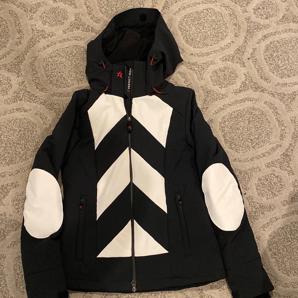 PERFECT MOMENT SKI JACKET
